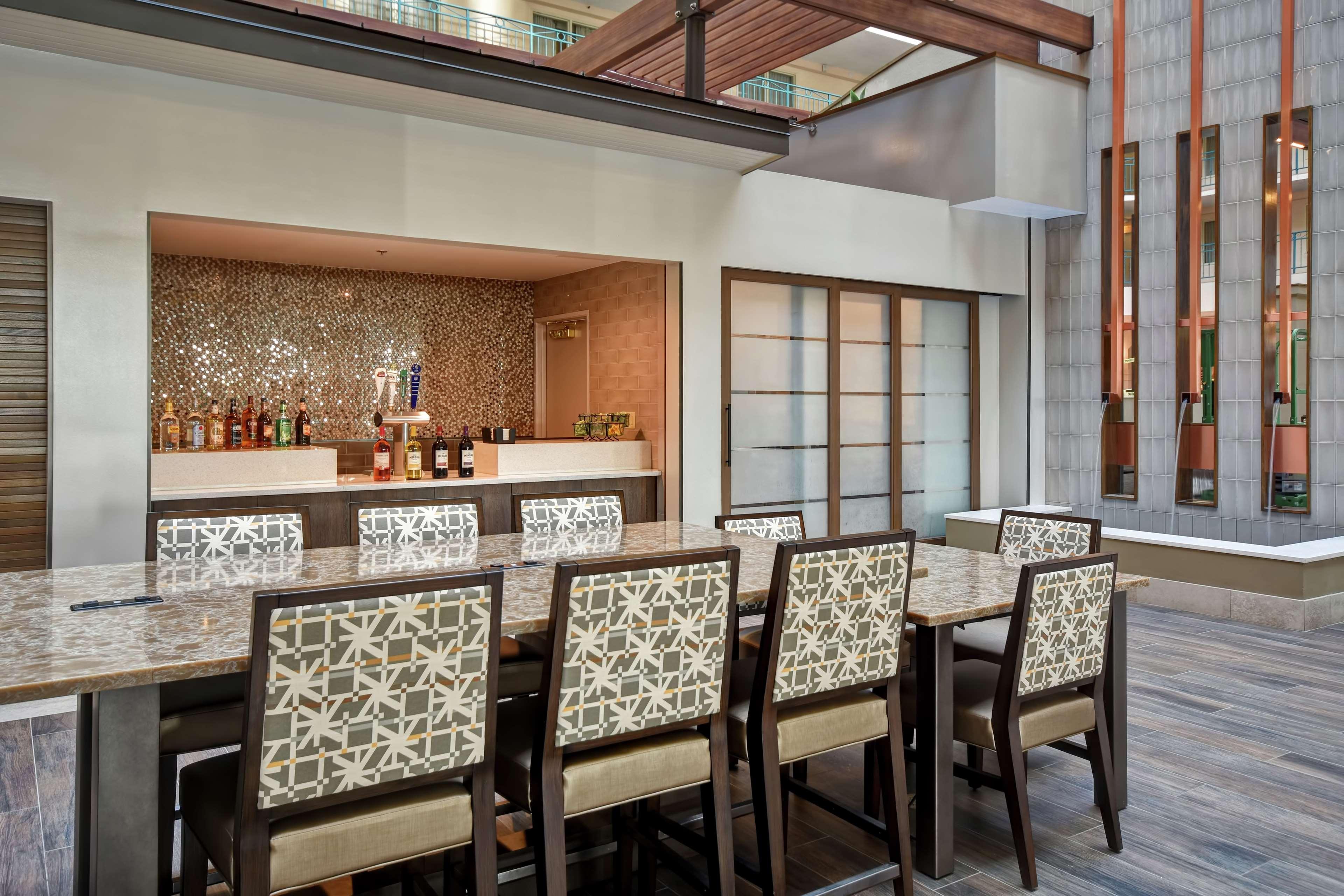 Embassy Suites By Hilton Milpitas Silicon Valley Extérieur photo