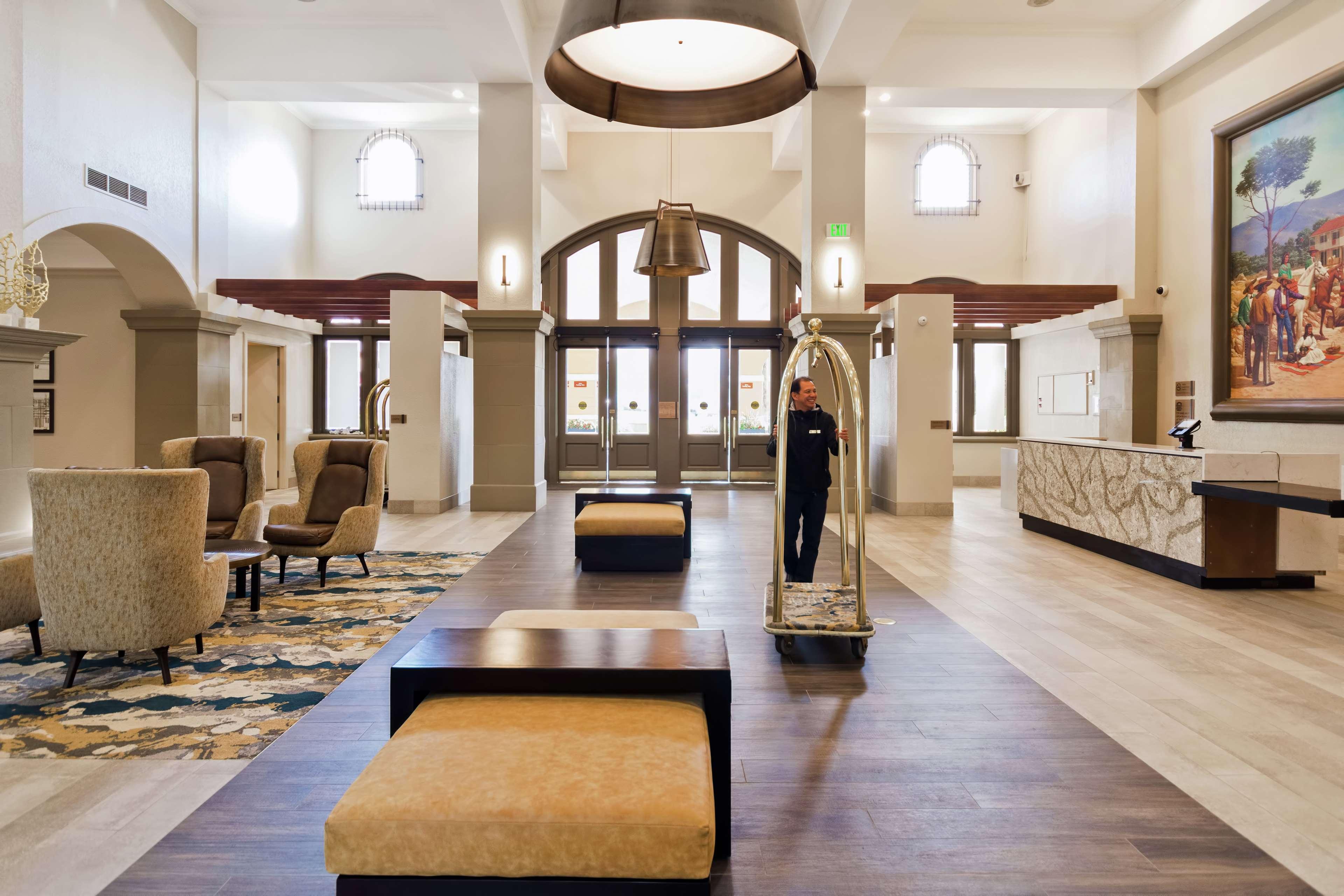 Embassy Suites By Hilton Milpitas Silicon Valley Extérieur photo