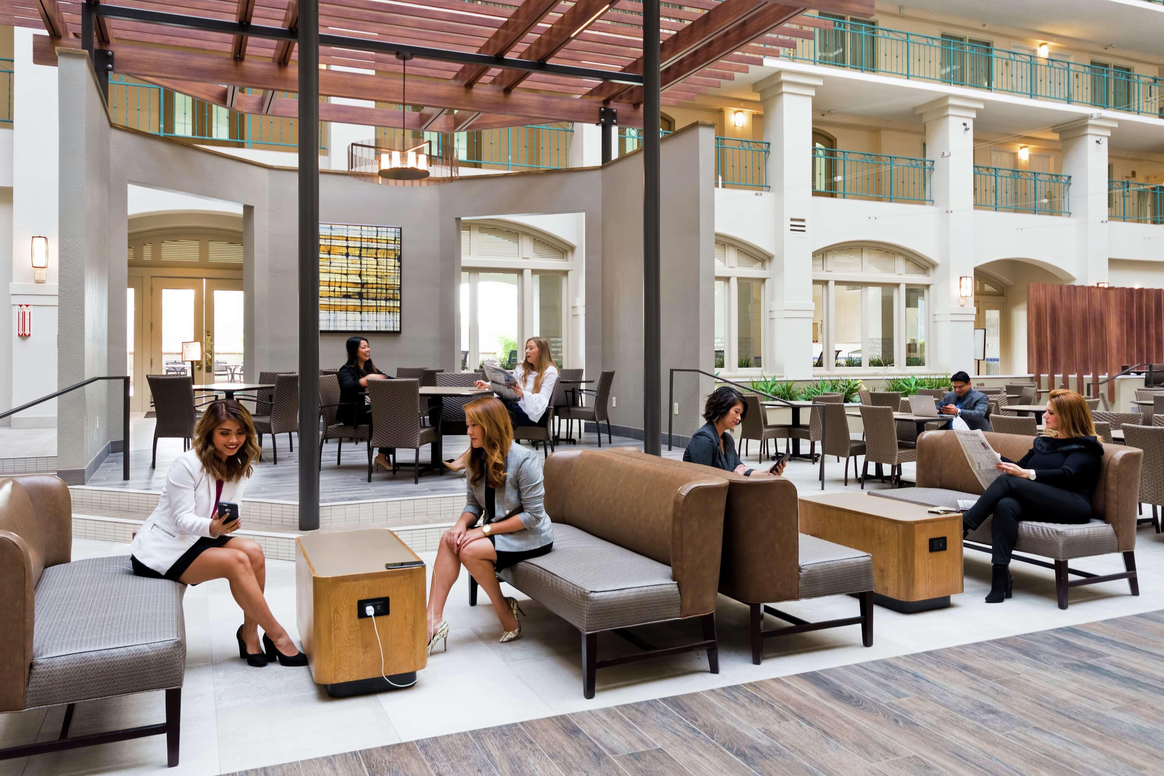 Embassy Suites By Hilton Milpitas Silicon Valley Extérieur photo
