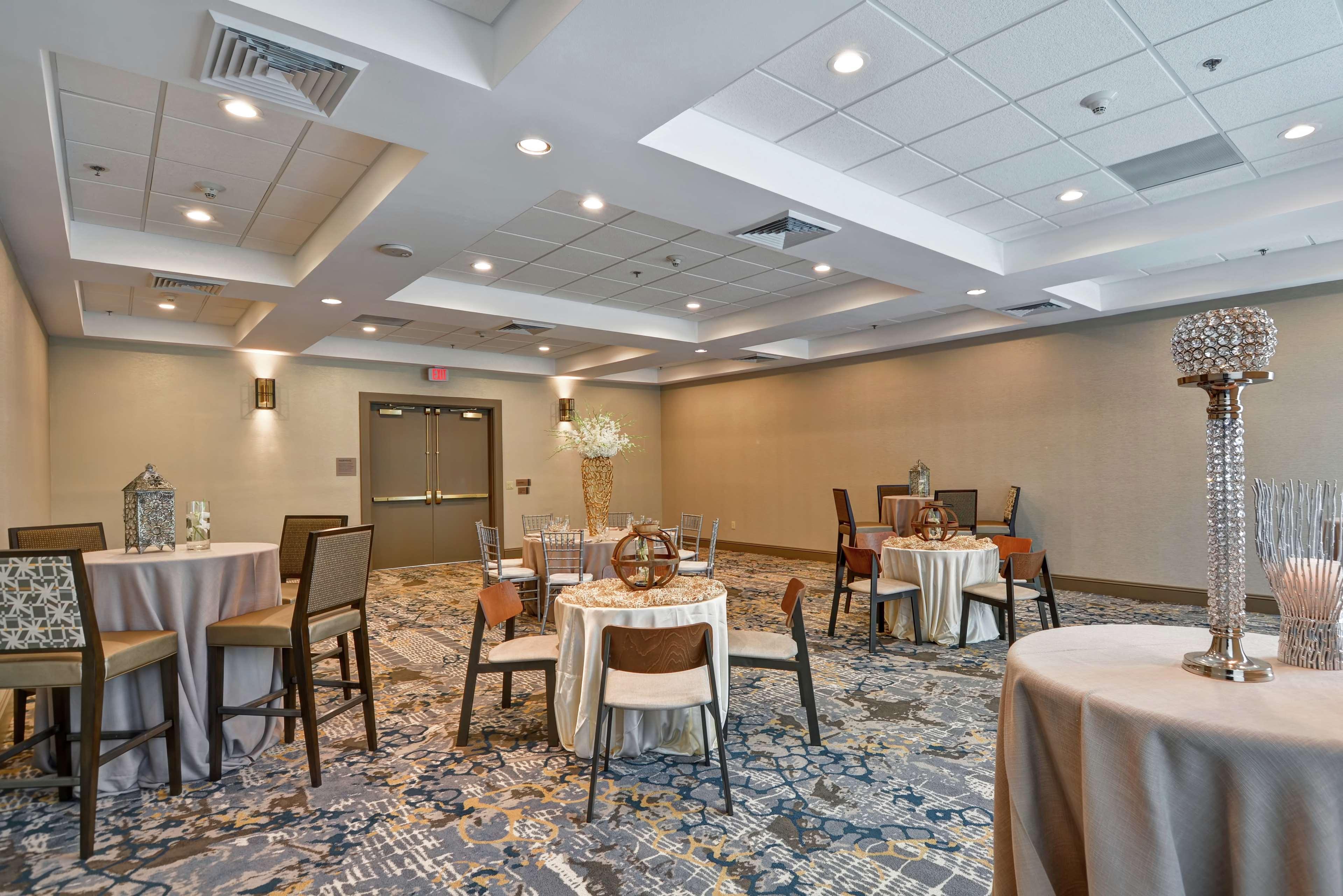 Embassy Suites By Hilton Milpitas Silicon Valley Extérieur photo