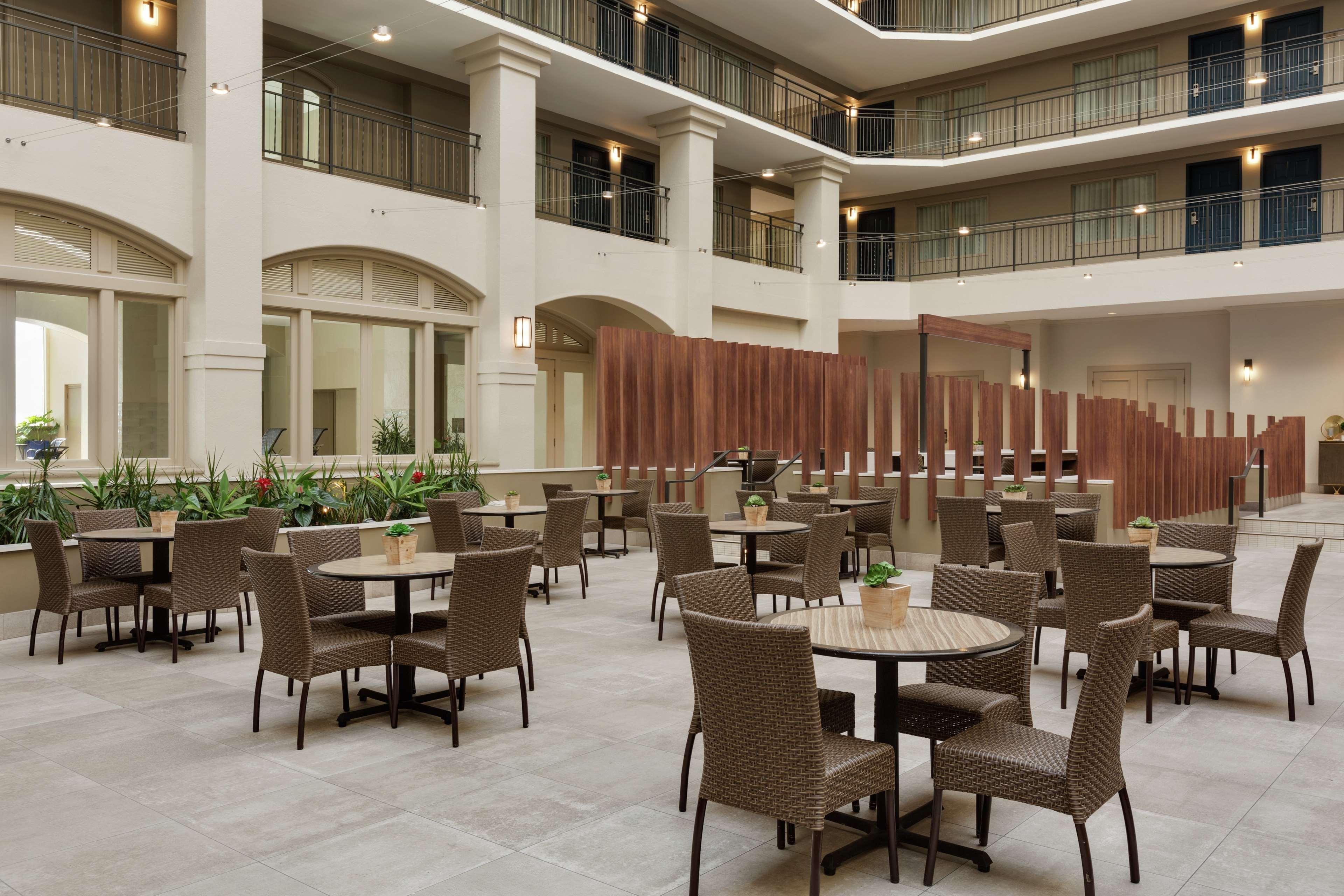 Embassy Suites By Hilton Milpitas Silicon Valley Extérieur photo